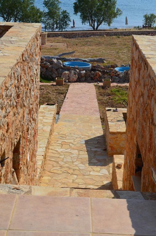 Villa Aristoteles Chalki Town Luaran gambar
